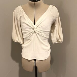 White v neck ribbed top